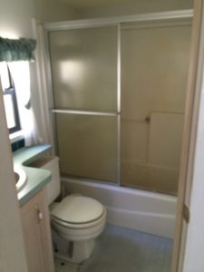 Cabin 1 & 2 Bathroom